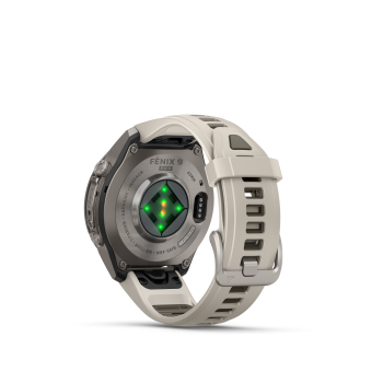 GARMIN Fenix 9 Pro InReach, 43mm, Titan mit Silikon-Armband Nebelgrau/Dunkler Sandstein (010-04335-81)