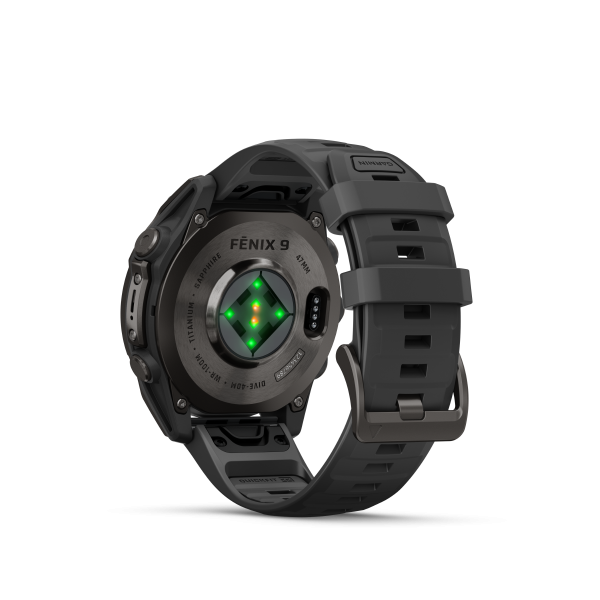 GARMIN Fenix 9, 47mm, Schwarz/Carbongrau DLC Titan (010-04762-11)